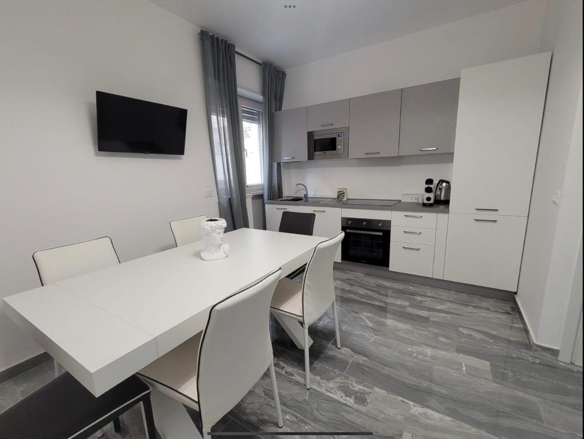 Vatican Inside Apartment روما المظهر الخارجي الصورة